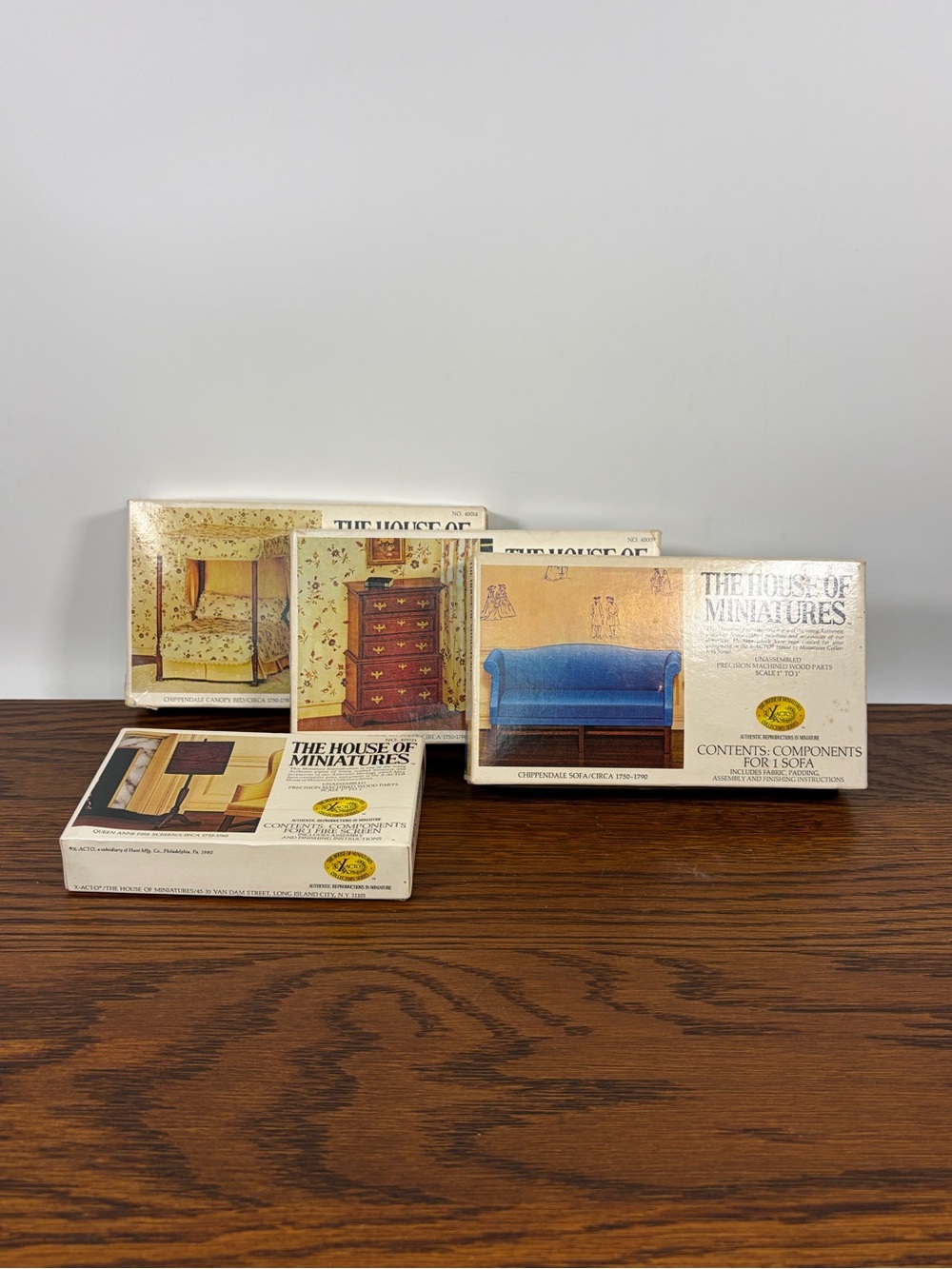 VTG House of Miniatures Chippendale Unassembled Sofa & Canopy Bed Dresser Kits